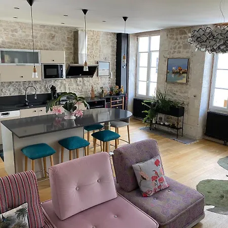 Le Saint-claude, Appt Au Coeur De Apartamento *